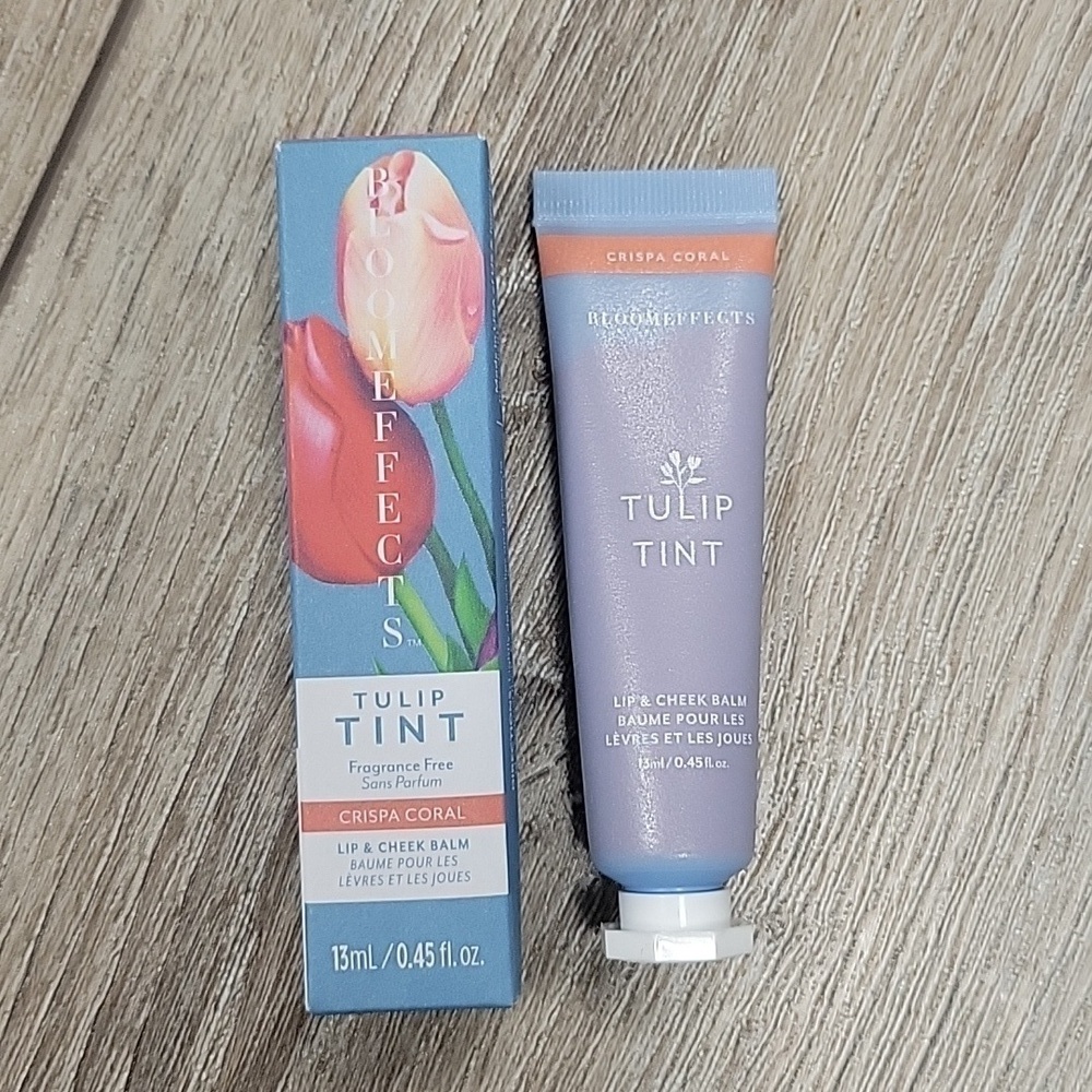 NIB Bloomeffects Tulip Tint Lip and Cheek Balm in Crispa Coral